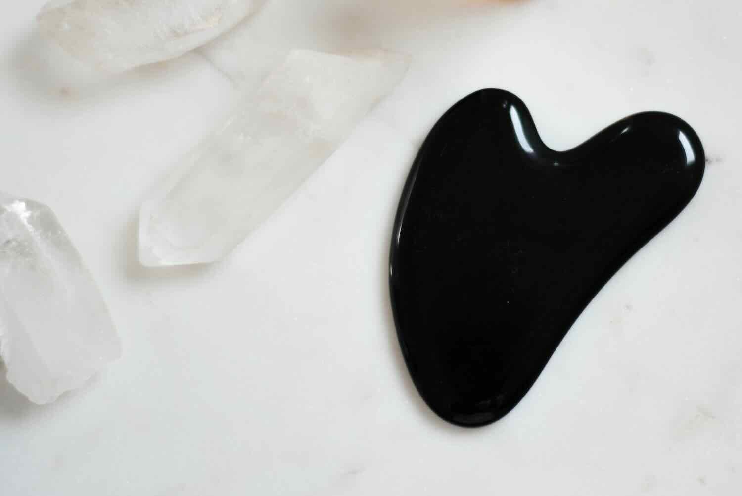 Gua Sha Timing: Before or After Your Skincare Ritual? - Amala