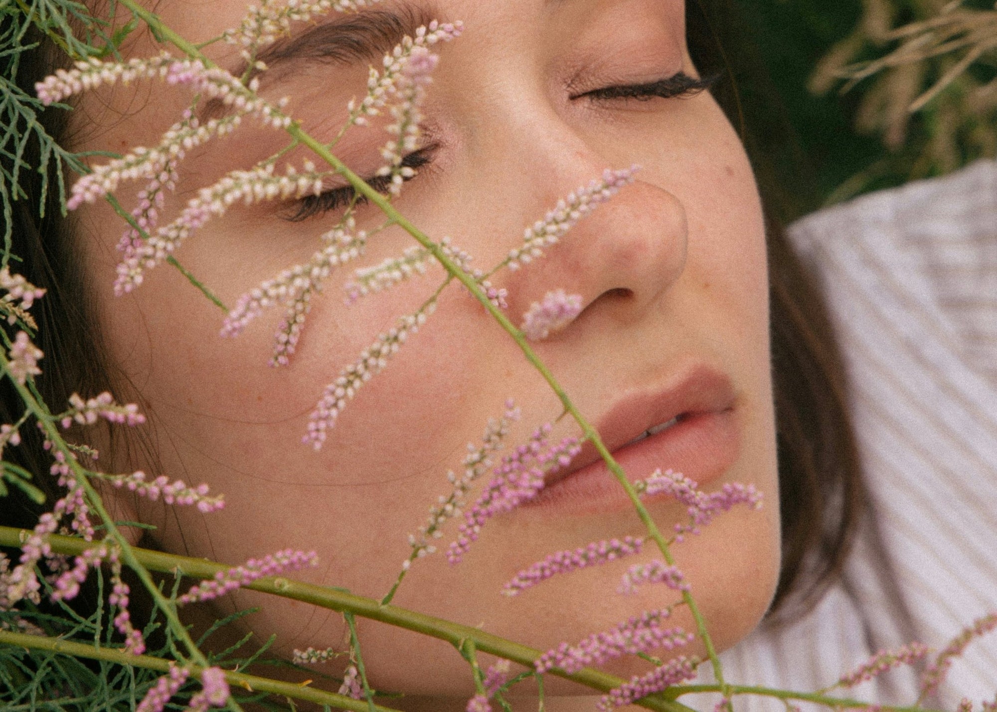 How to Shop for the Best Natural Face Mask - Amala