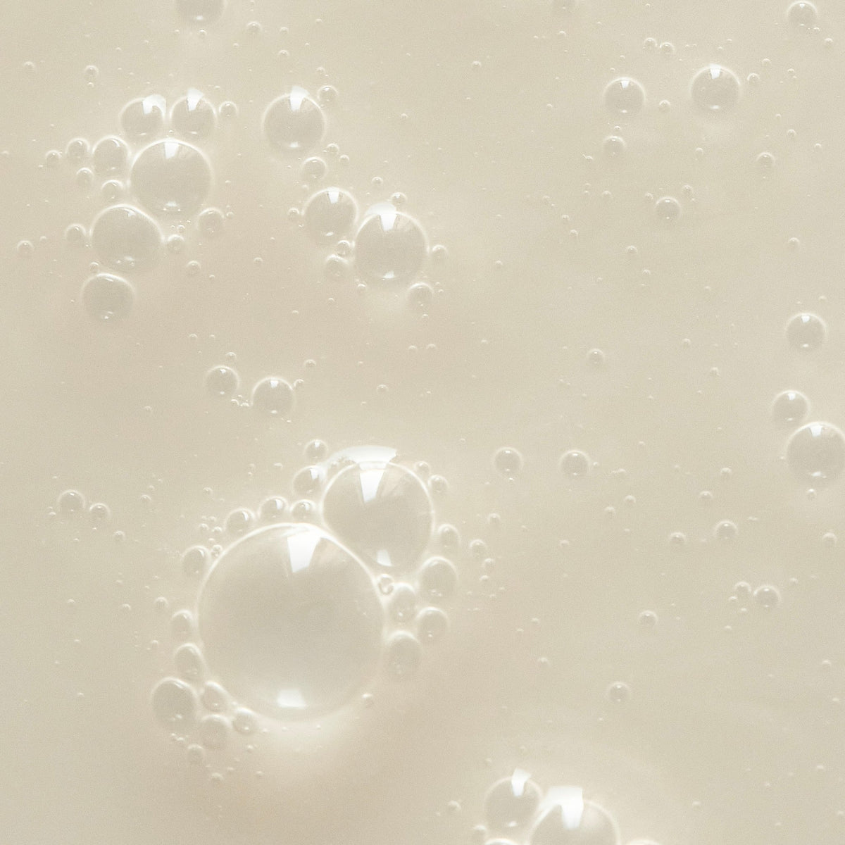 Skin Plumping Hyaluronic Serum - Amala