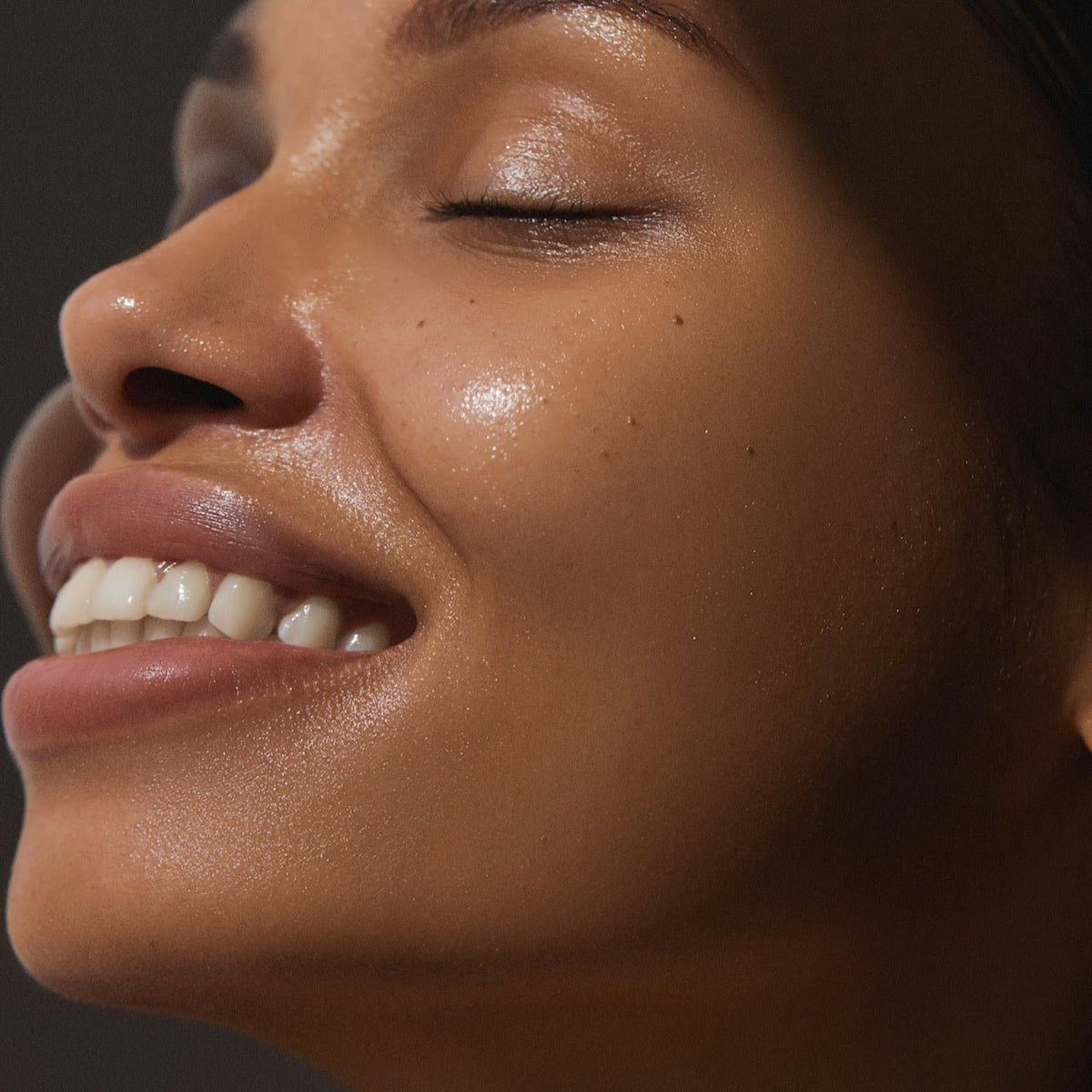 Skin Plumping Hyaluronic Serum - Amala